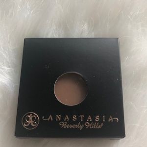 Anastasia Beverly Hills Eyeshadow Fawn